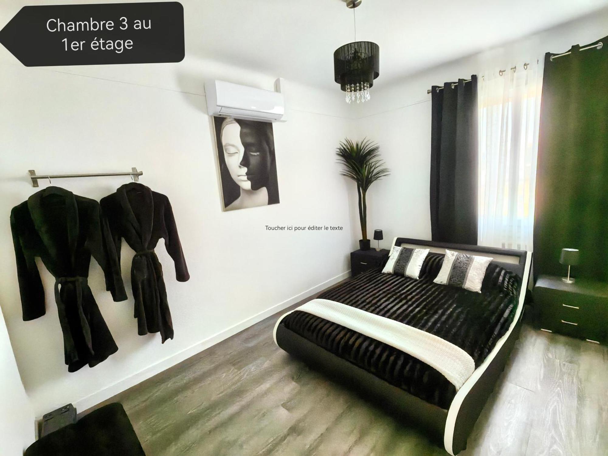 The White Home Broadway Love Room Chateauroux Exterior photo